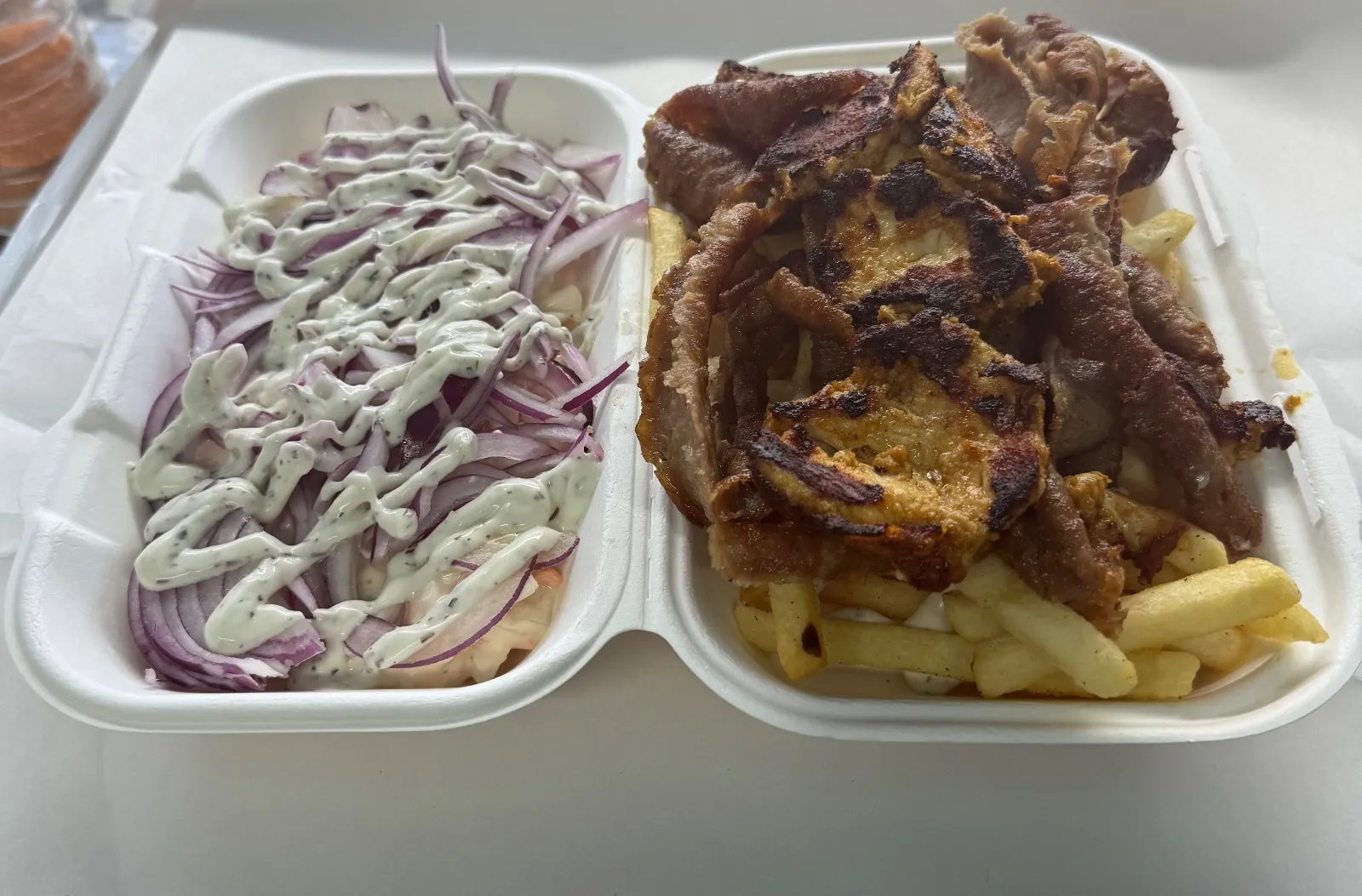 Combi-chicken shish&Doner meat w/ chips